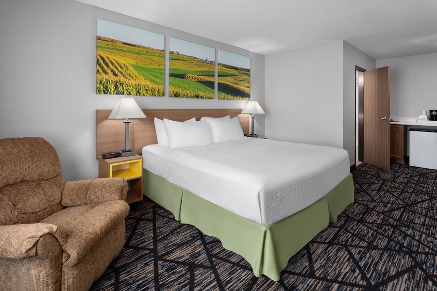 Ogallala Tri Trails KOA — Guest room