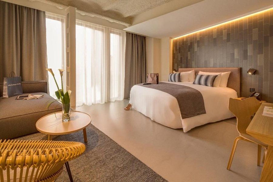 Ohla Eixample Barcelona Catalonia — Guest room