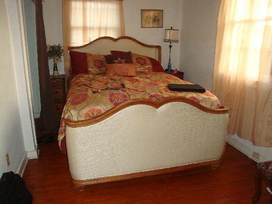 Old Historic Creole Inn — Guest room