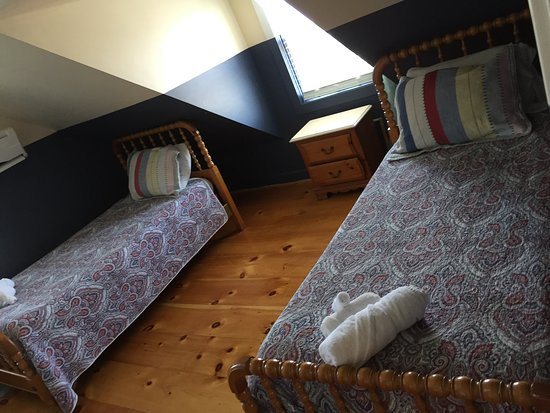 Old Town Inn — Guest room