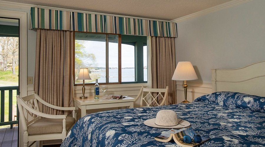 Olde Tavern Motel Inn — Guest room
