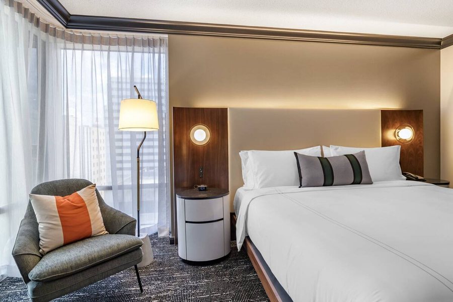 Omni Austin Hotel Downtown — Guest room