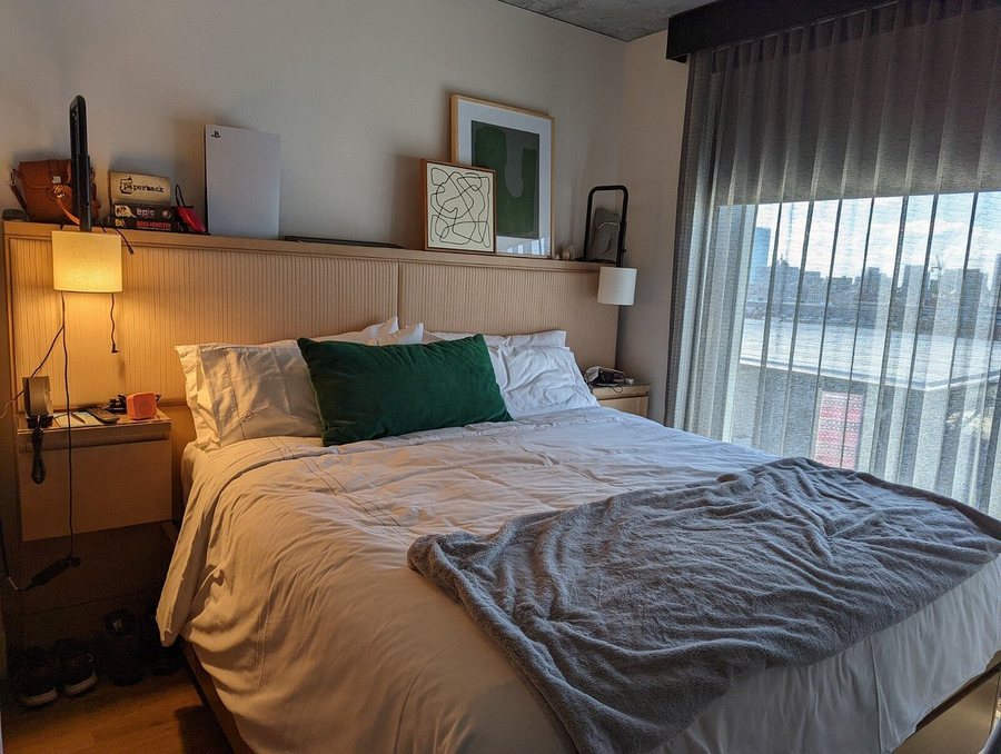 Omni Boston Hotel at the Seaport Boston Massachusetts — Guest room