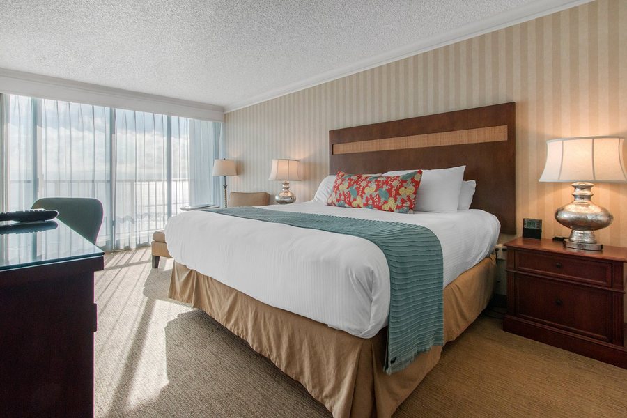 Omni Corpus Christi Hotel Corpus Christi Texas — Guest room