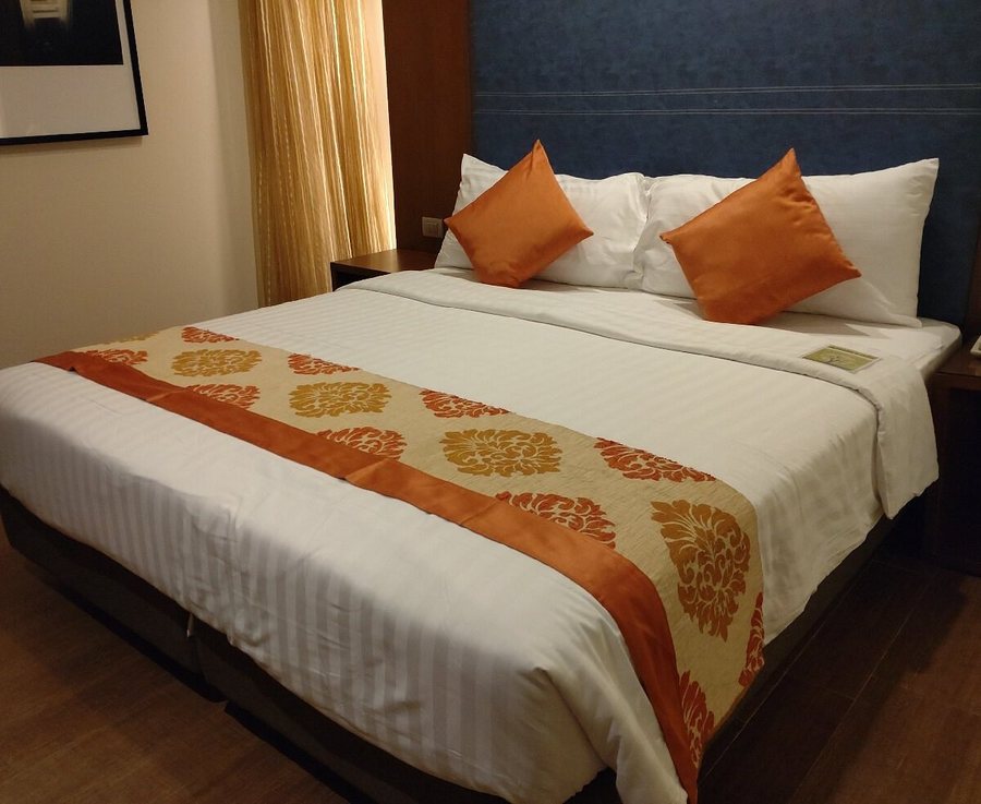 ON8 Hotel Sukhumvit Nana — Guest room
