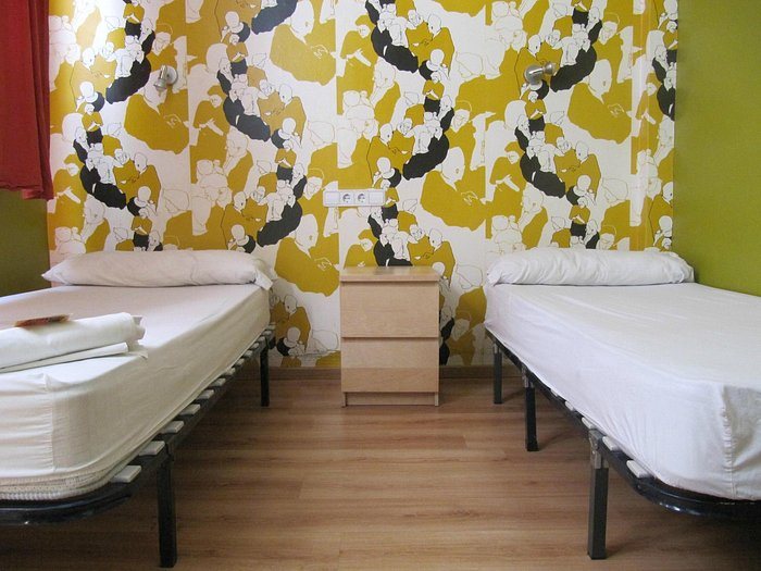 Onefam Les Corts Hostel Barcelona Barcelona Catalonia — Guest room