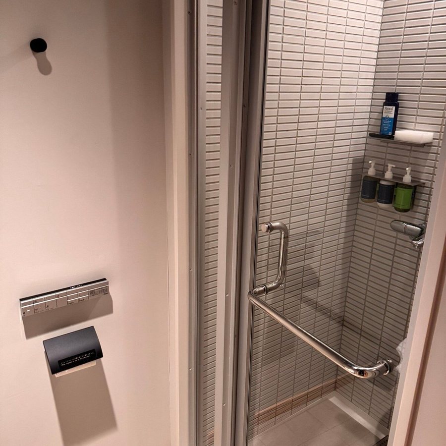 Onsen Ryokan Yuen Shinjuku — Bathroom