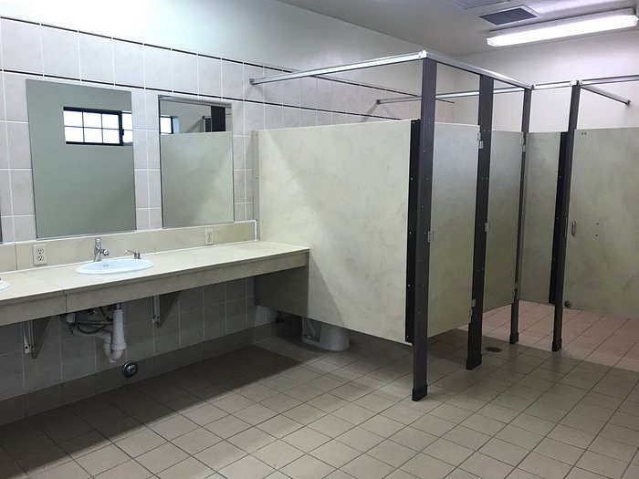 Orange Grove RV Park — Bathroom