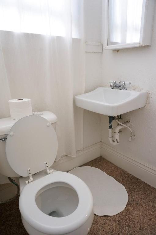 Orange Village Hostel — Bathroom