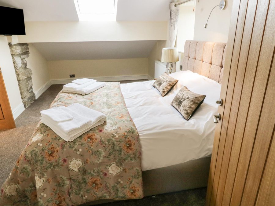 Orcaber Farm Caravan Camping Park — Guest room