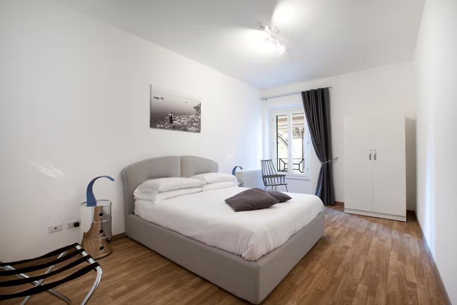 Oriana Homel Roma — Guest room