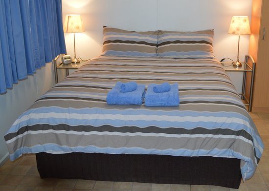 Orroroo Caravan Park — Guest room