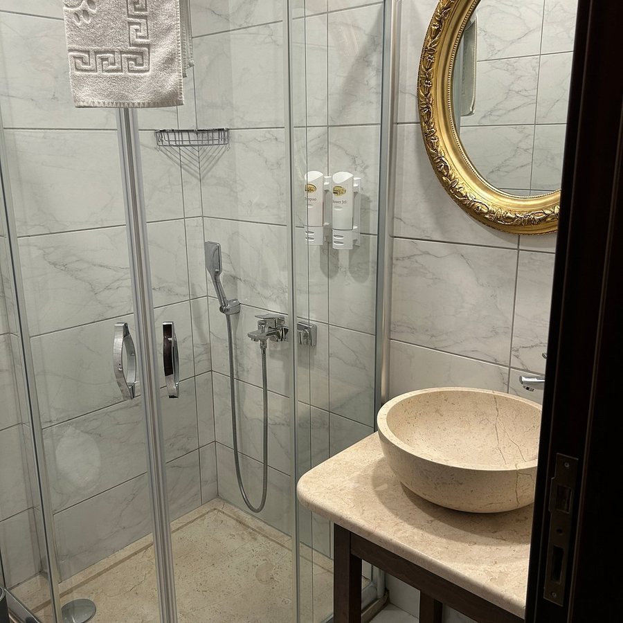 Osmanhan Hotel Istanbul — Bathroom