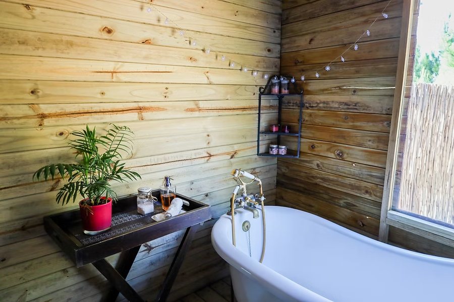Otium Oasis Glamping Camping — Bathroom