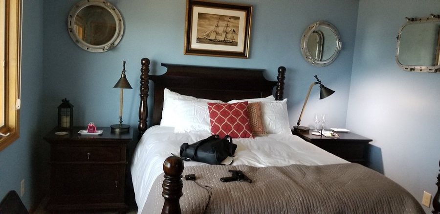 Our Sunset Place — Guest room