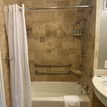 OUTRIGGER Kauai Beach Resort Spa — Bathroom
