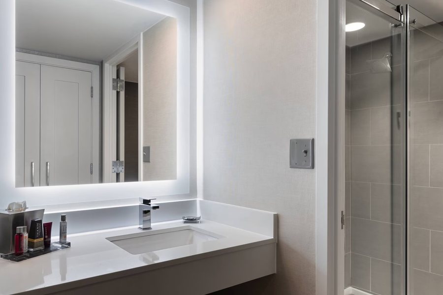 Ovation — Bathroom