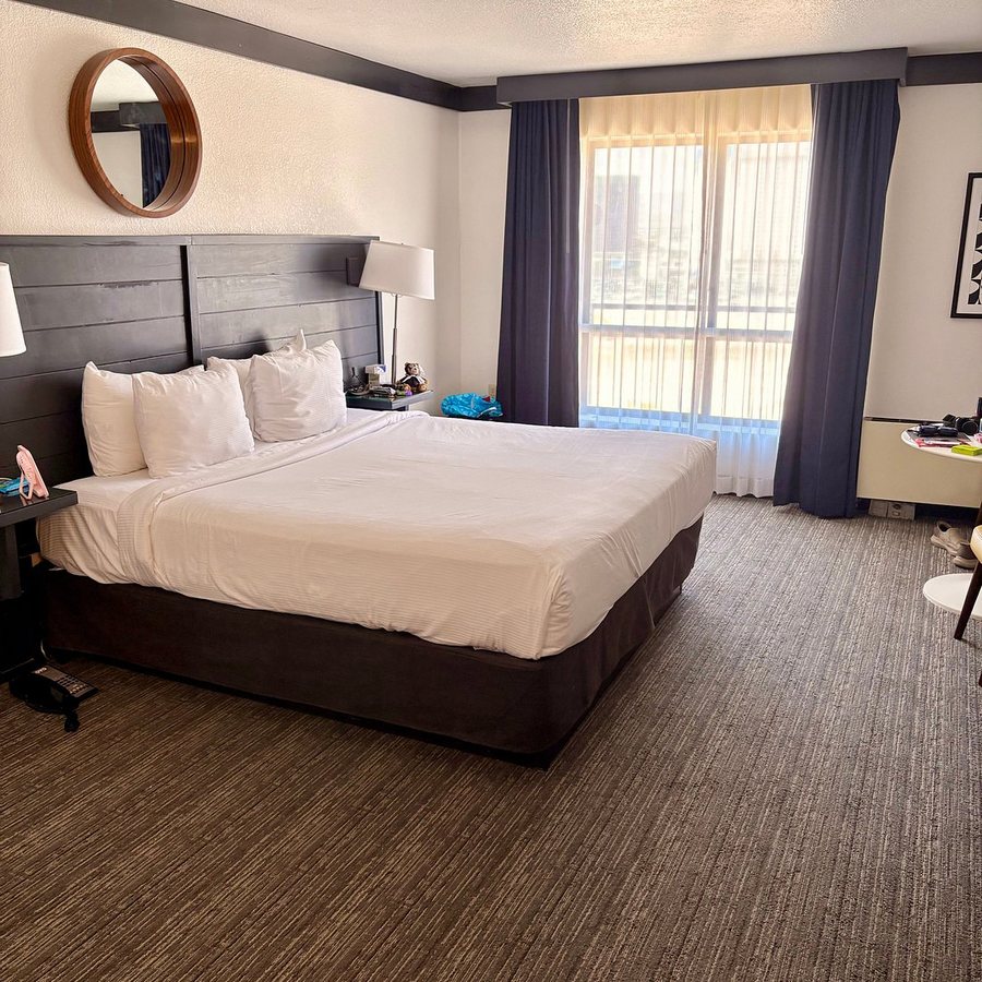 OYO Hotel Casino Las Vegas — Guest room
