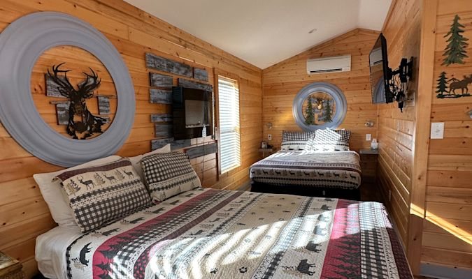 Packwood Lodge Cabins — Guest room