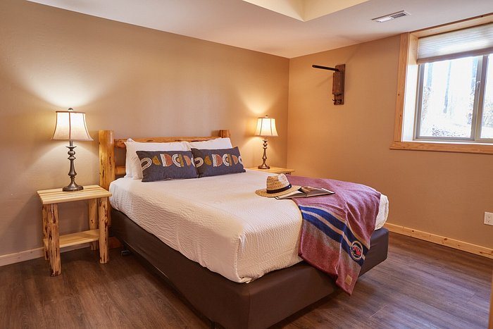 Paddle Ridge — Guest room