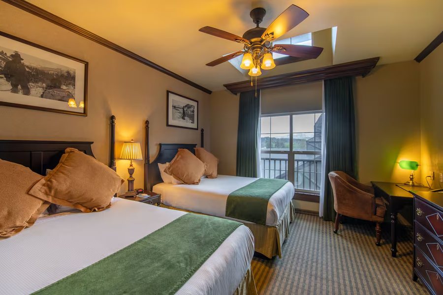 Pagosa Lodge — Guest room