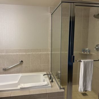 Pala Mesa Resort — Bathroom