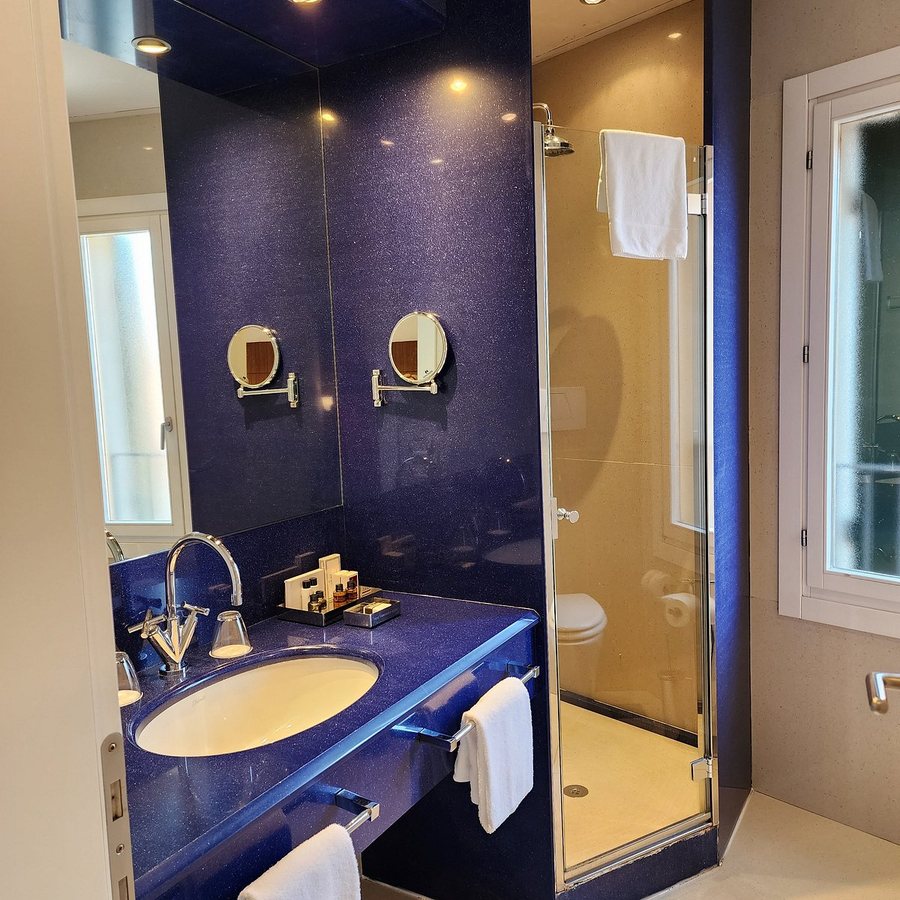 Palace Bonvecchiati — Bathroom