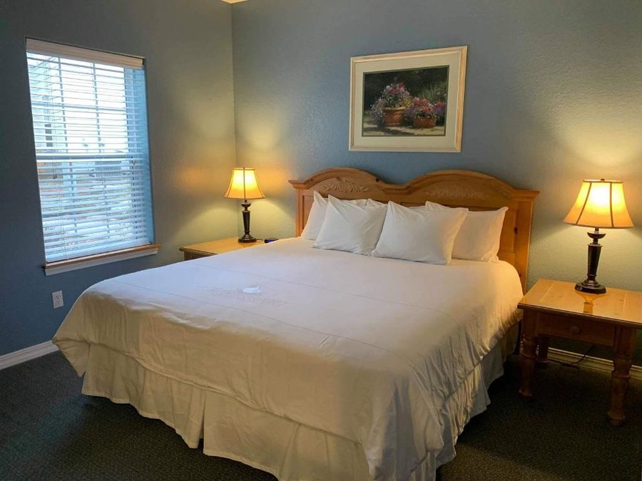 Palace View Resort by Spinnaker — Guest room