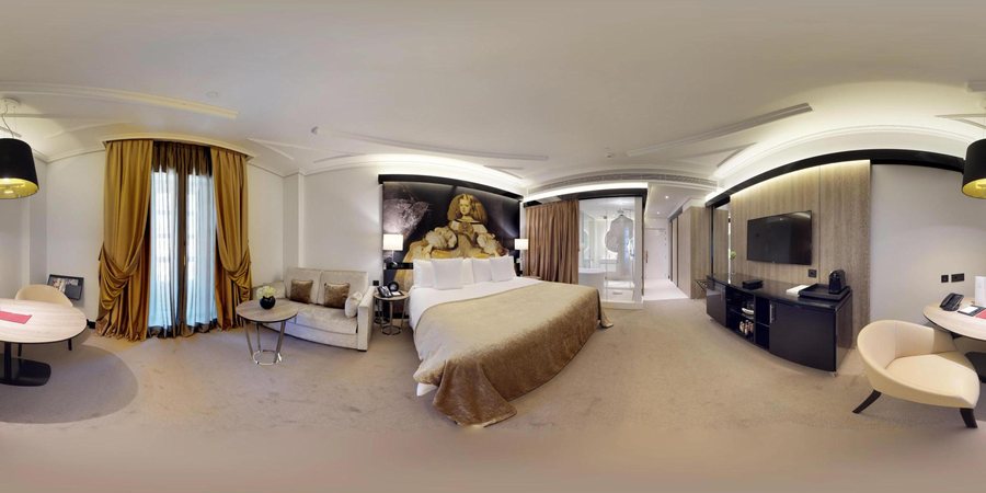 Palacio de los Duques Gran Melia The Leading Hotels of the World Madrid — Guest room