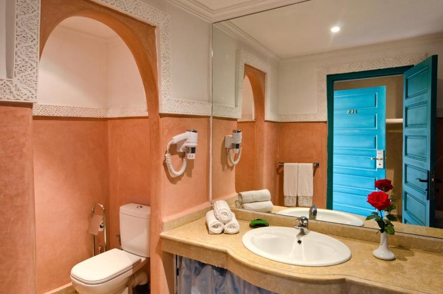 Palais Riad Berbere — Bathroom
