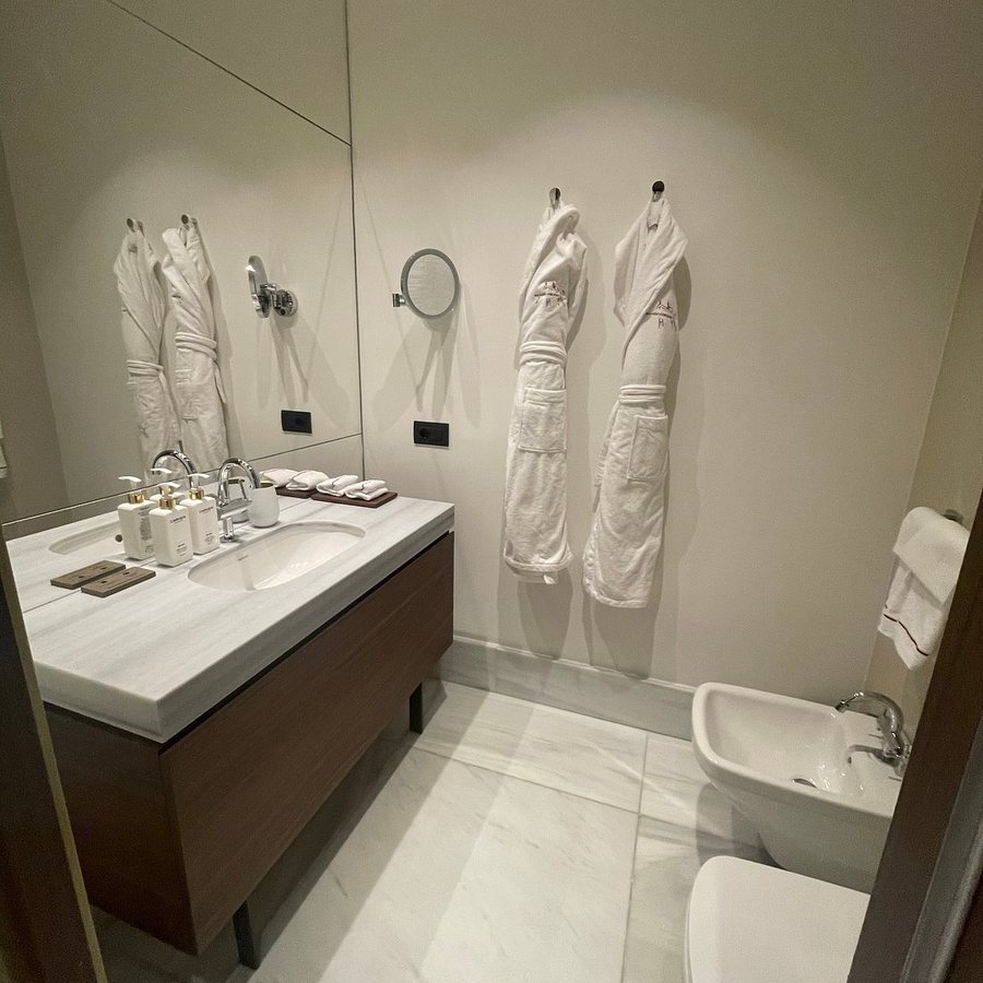 Palazzo Cordusio a Gran Melia Hotel — Bathroom