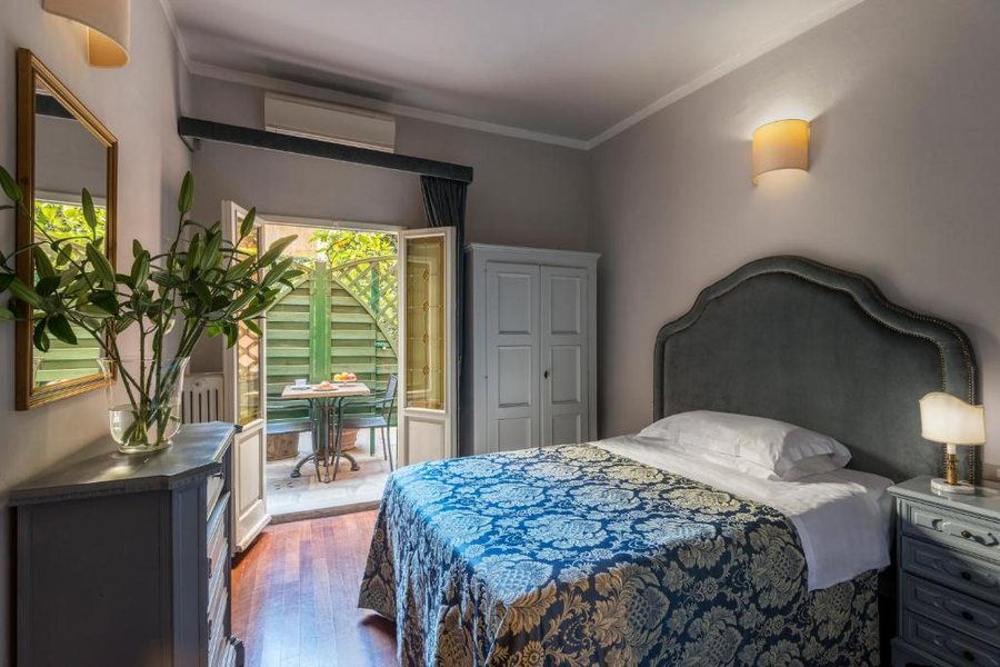 Palazzo dal Borgo — Guest room
