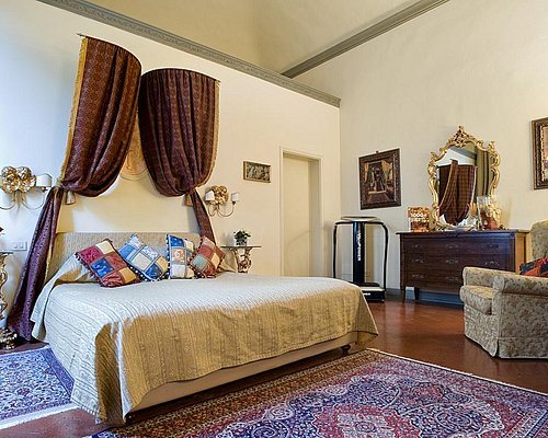Palazzo Magnani Feroni — Guest room