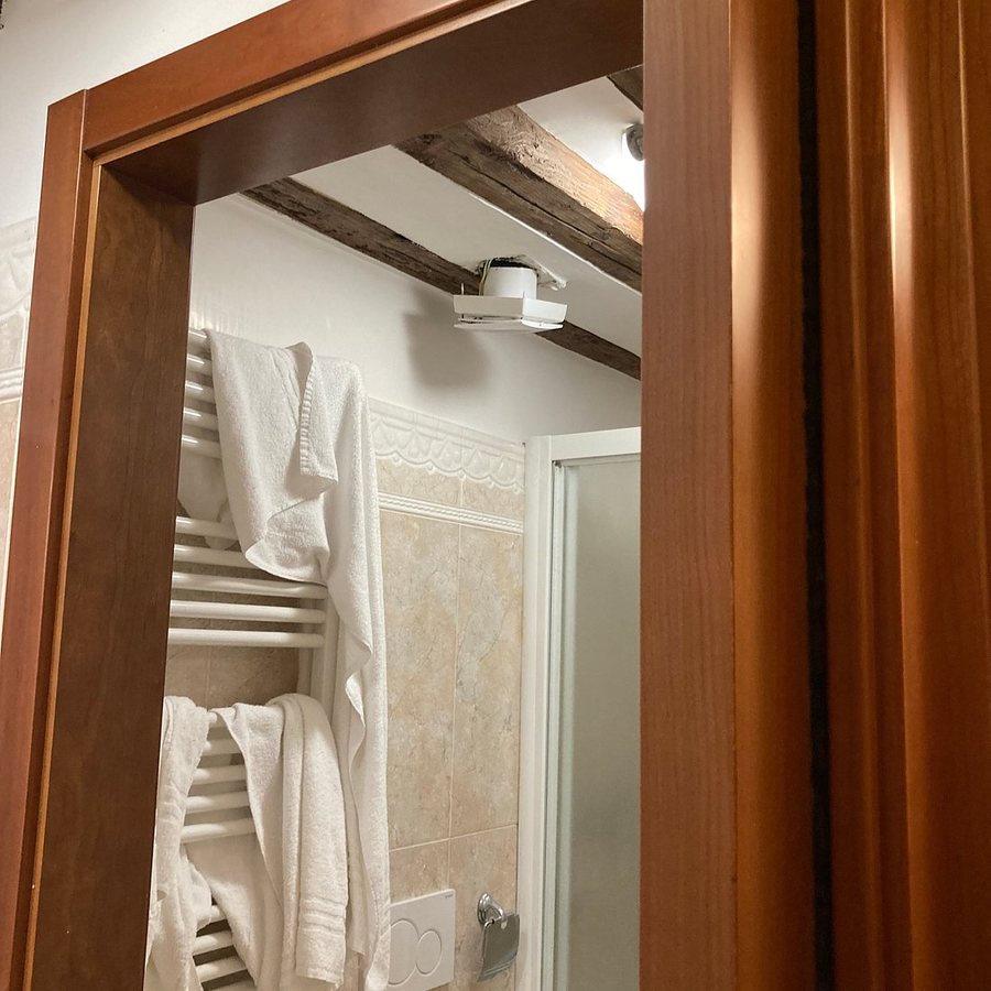 Palazzo San Luca — Bathroom