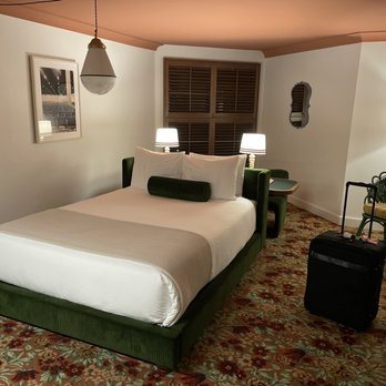 Palihouse West Hollywood Los Angeles California — Guest room