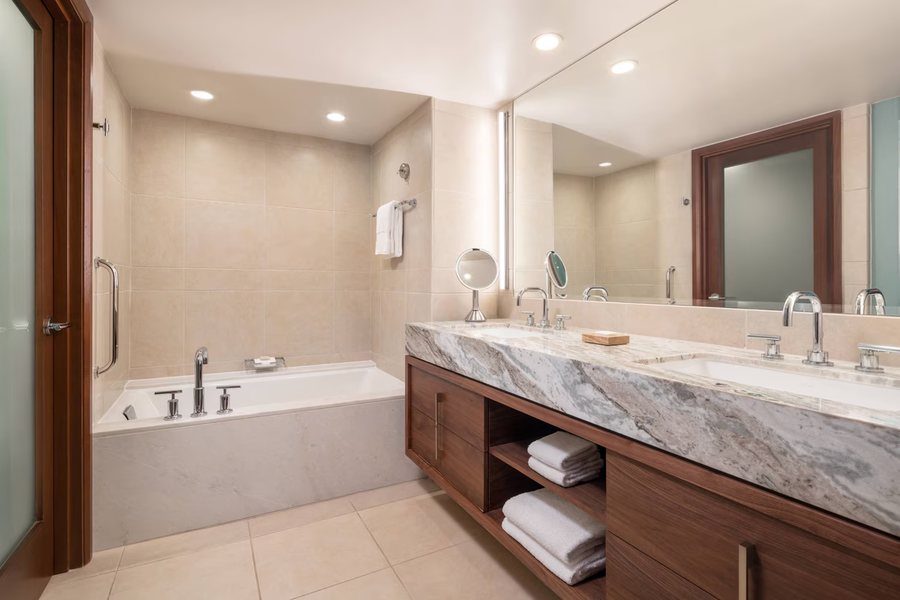 Palms at Wailea — Bathroom