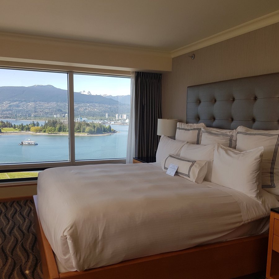 Pan Pacific Vancouver Vancouver British Columbia — Guest room