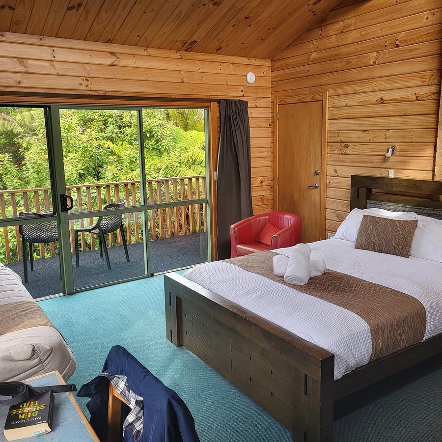 Paparoa Park Motel — Guest room