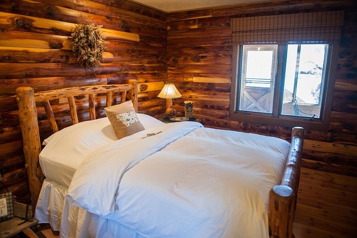 Paradise Gateway Bed Breakfast — Guest room