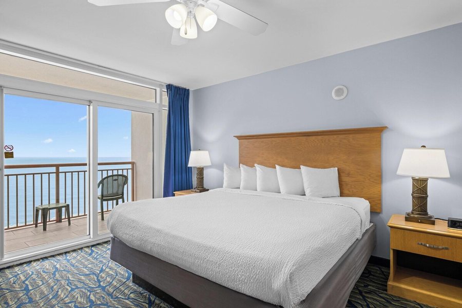 Paradise Resort — Guest room