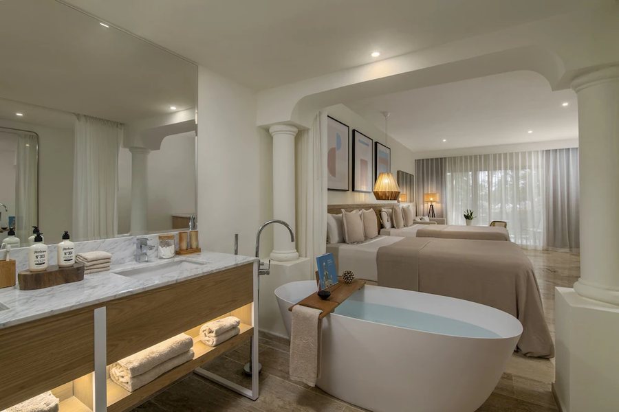 Paradisus Palma Real Golf Spa Resort — Bathroom