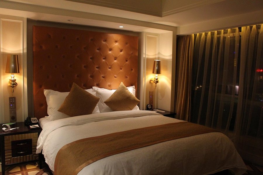 Paramount Gallery Hotel — Guest room