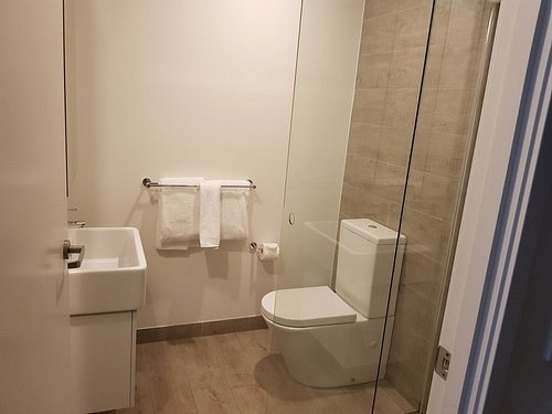 Parc Hotel — Bathroom