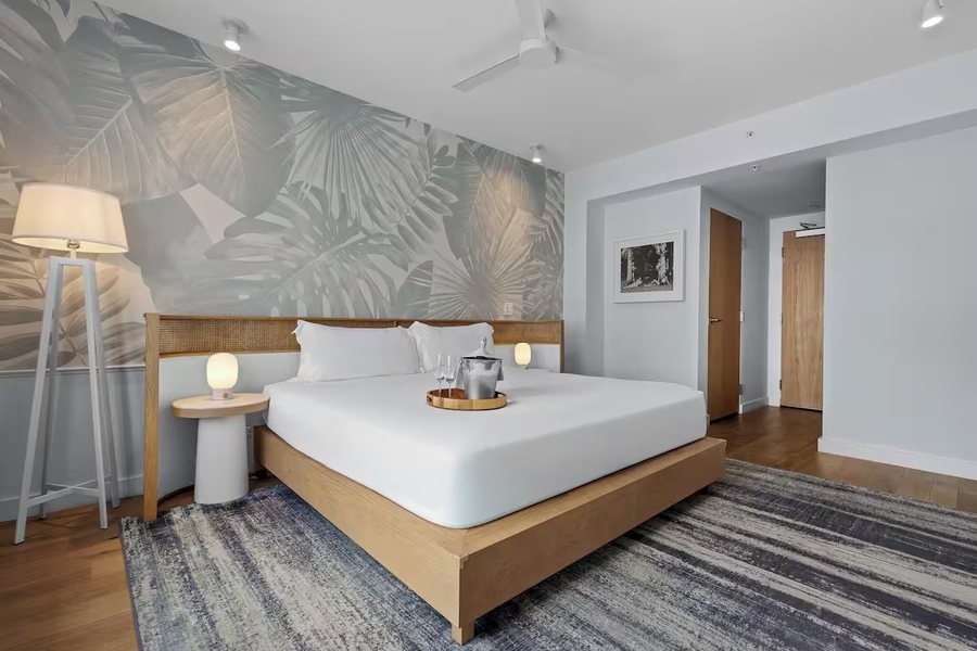 Park Central South Beach — Guest room