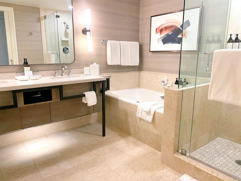 Park Hyatt Aviara Resort Golf Club Spa — Bathroom