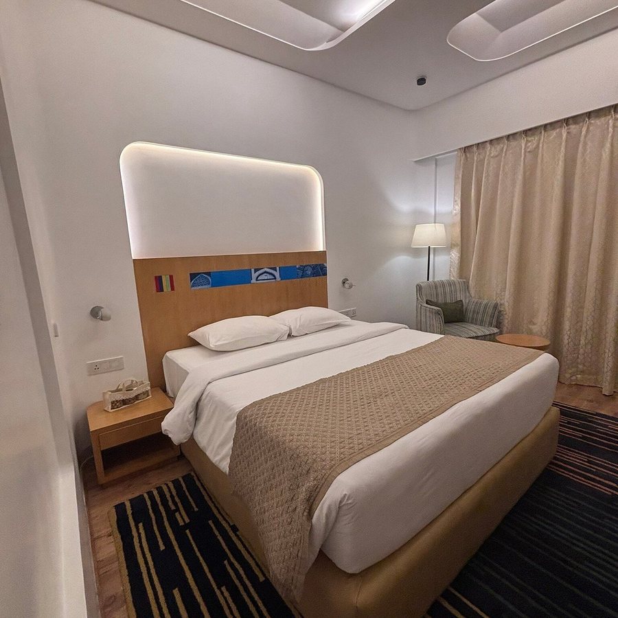 Park Inn by Radisson New Delhi IP Extension — Guest room