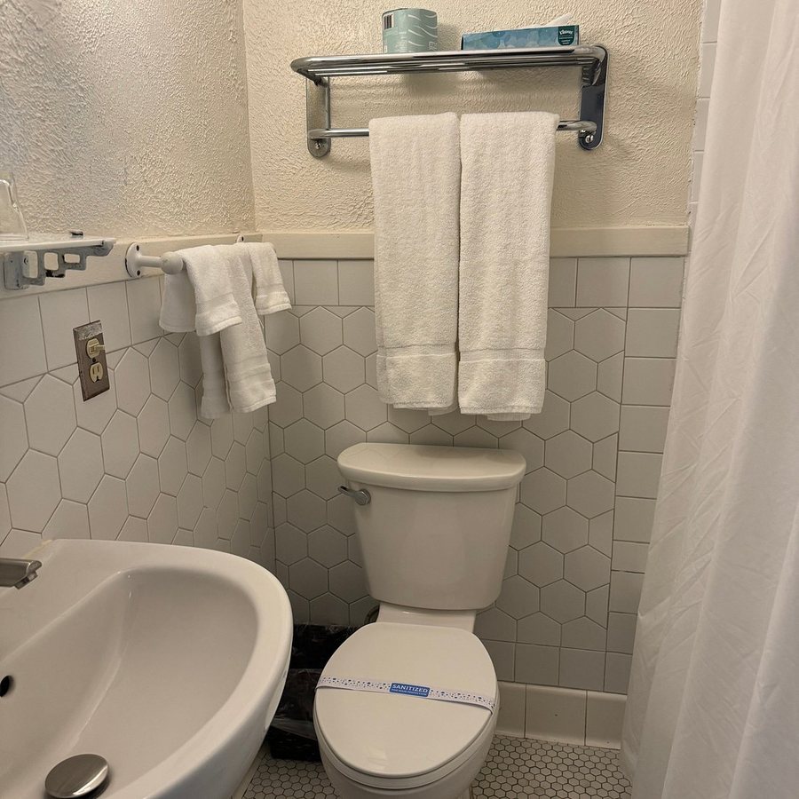 Park Plaza Hotel Winter Park Florida — Bathroom
