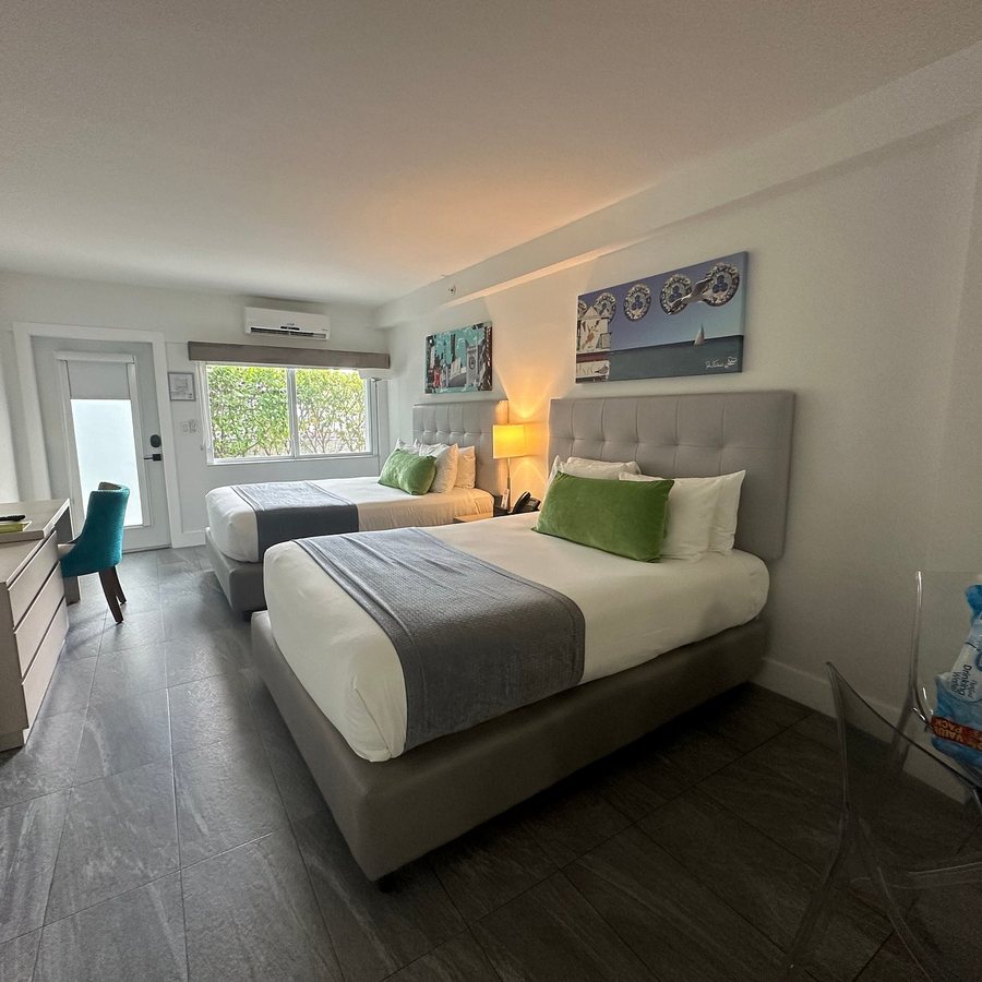 Park Royal Miami Beach Miami Beach Florida — Guest room
