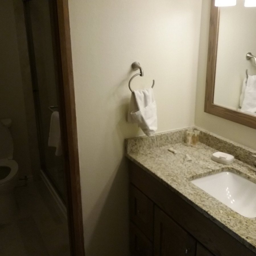 Park Station Resort Condominium — Bathroom