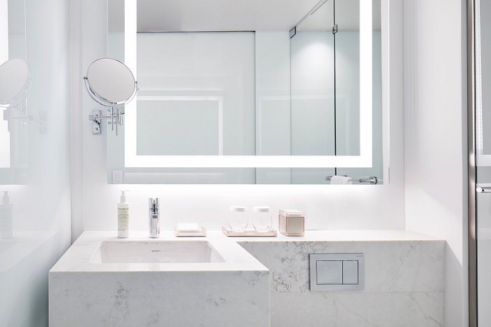 Park Terrace Hotel — Bathroom